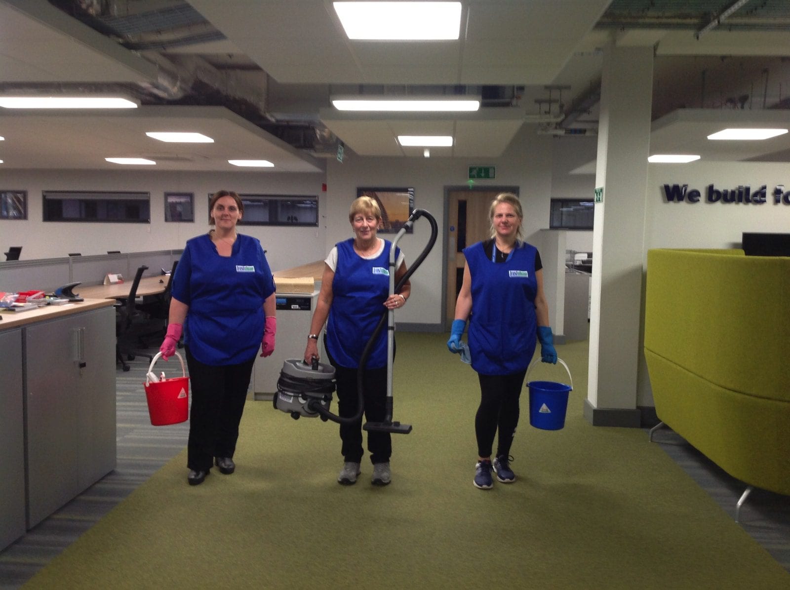 Office & Commercial cleaning image 14