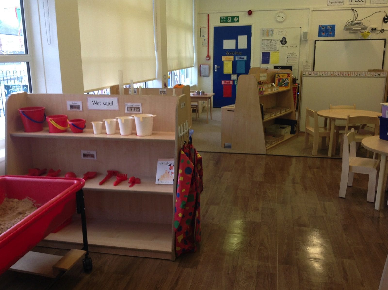 Schools & Educational Facilities cleaning image 4